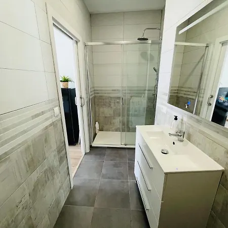 Heart - Castle View Apartment