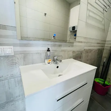 Heart - Castle View *